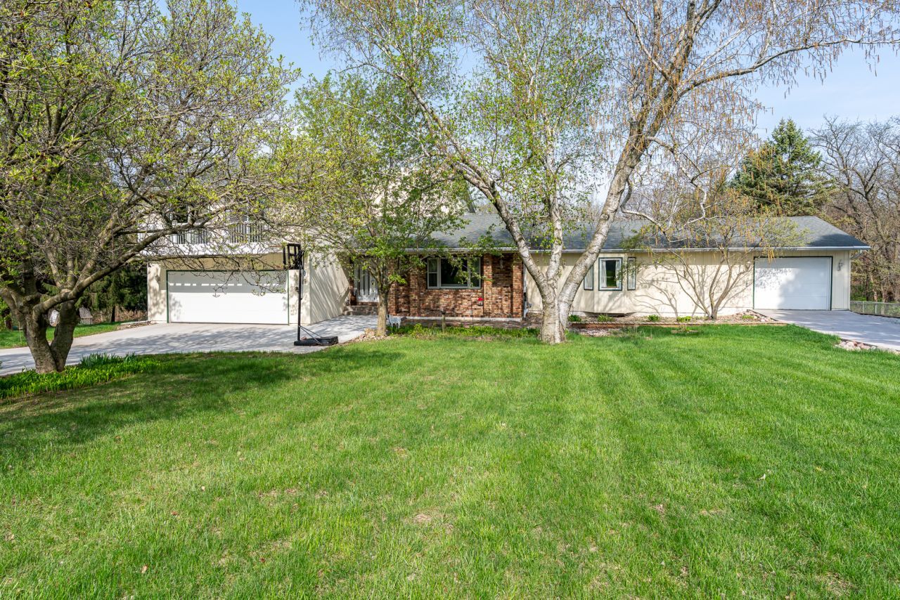 9 Valley View Drive